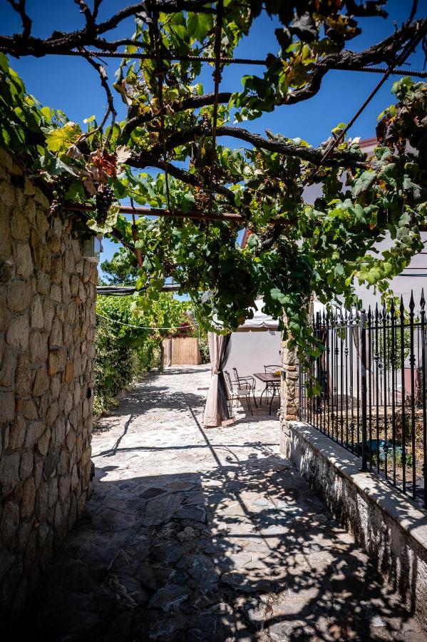 Casa Aniello Villa Каприоли Екстериор снимка
