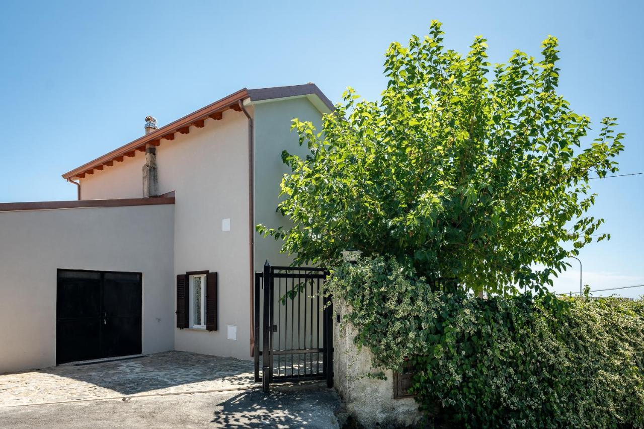 Casa Aniello Villa Каприоли Екстериор снимка