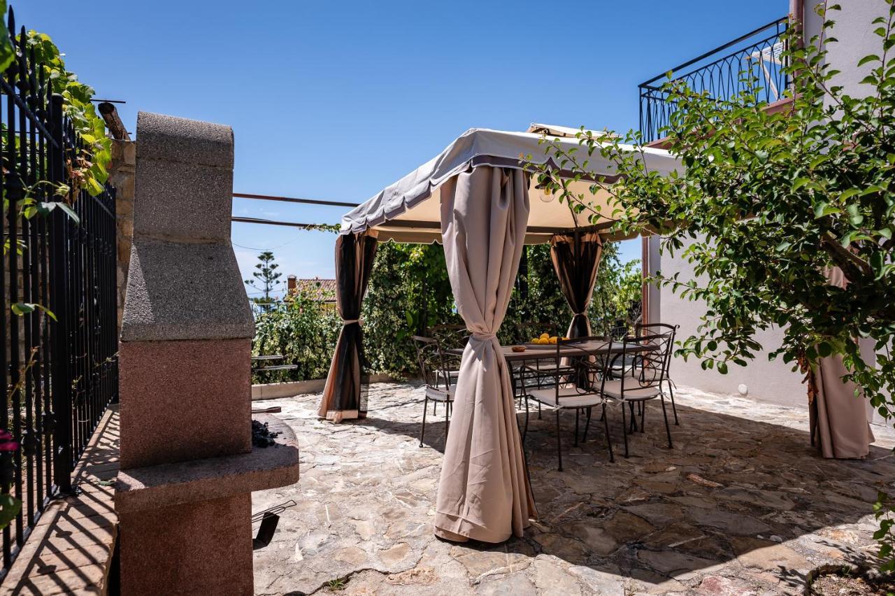 Casa Aniello Villa Каприоли Екстериор снимка