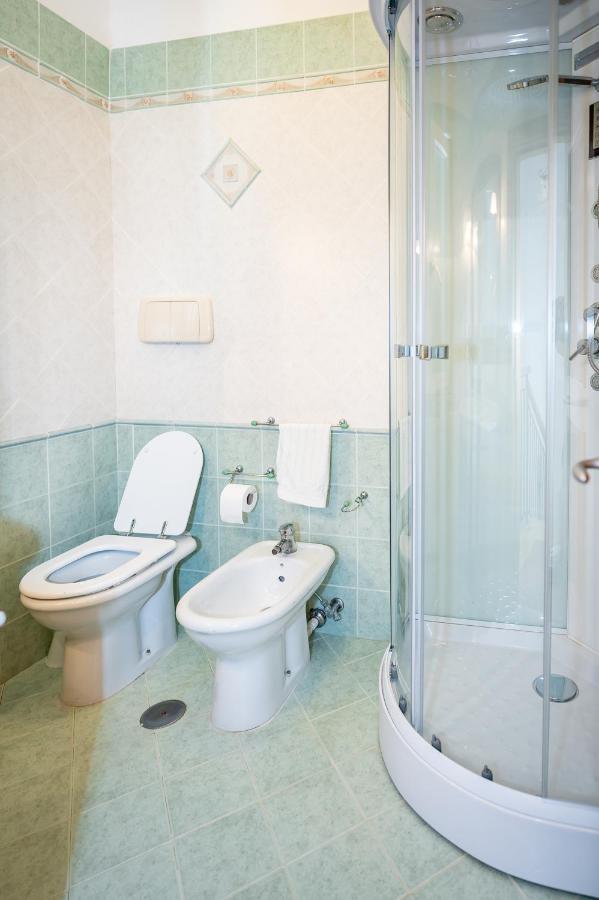 Casa Aniello Villa Каприоли Екстериор снимка